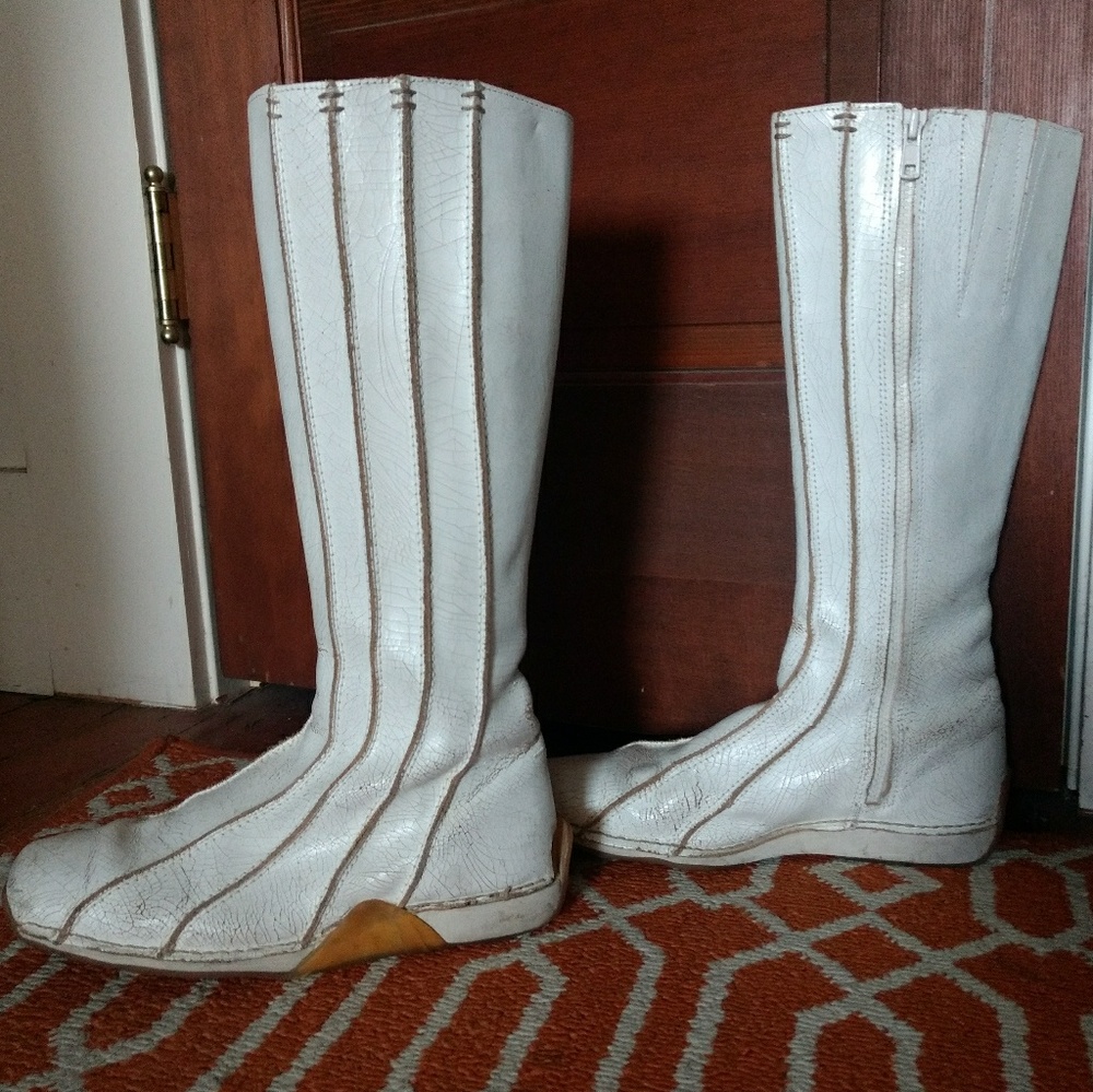 Diesel Soleil White Distressed flat Leather Boots